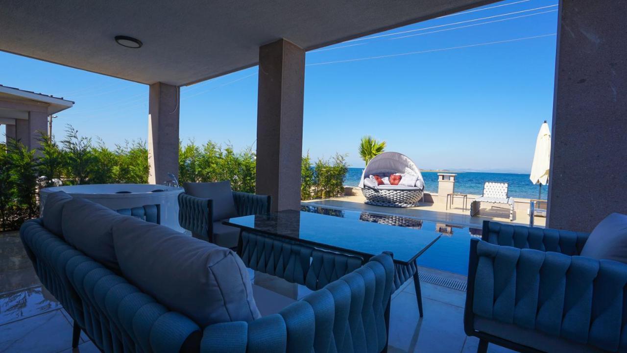 Rota Seaside Otel Cunda Bagian luar foto