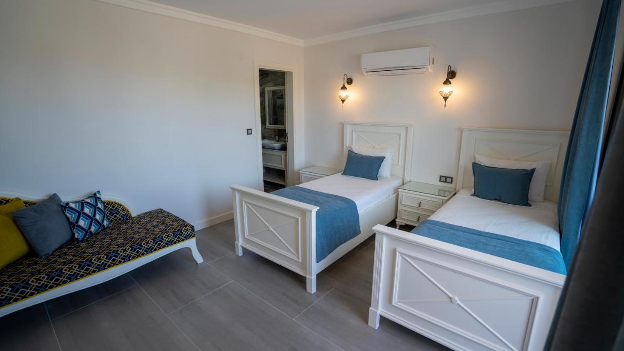 Rota Seaside Otel Cunda Bagian luar foto