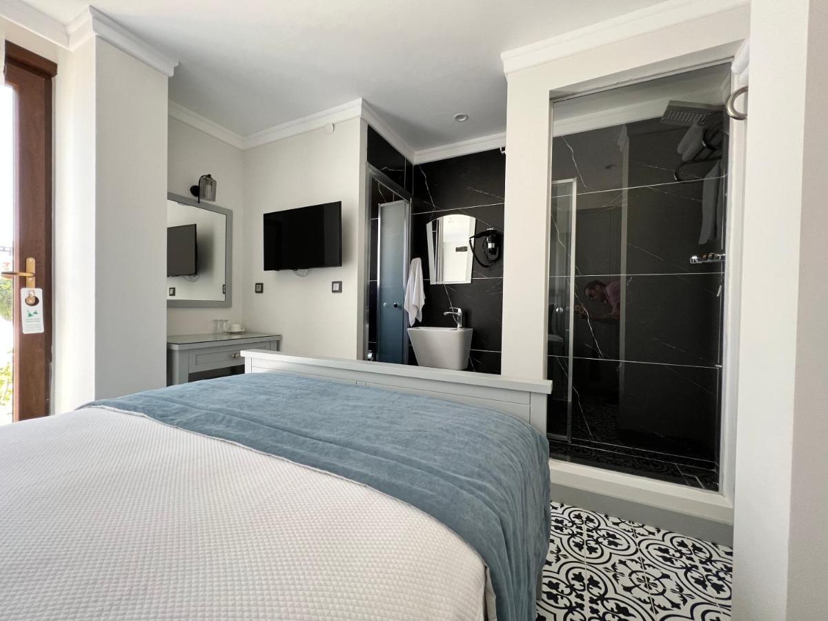 Rota Seaside Otel Cunda Bagian luar foto
