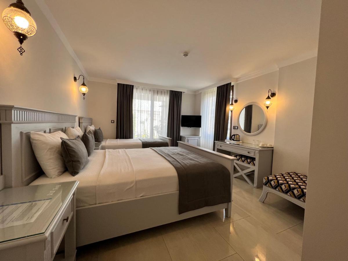 Rota Seaside Otel Cunda Bagian luar foto