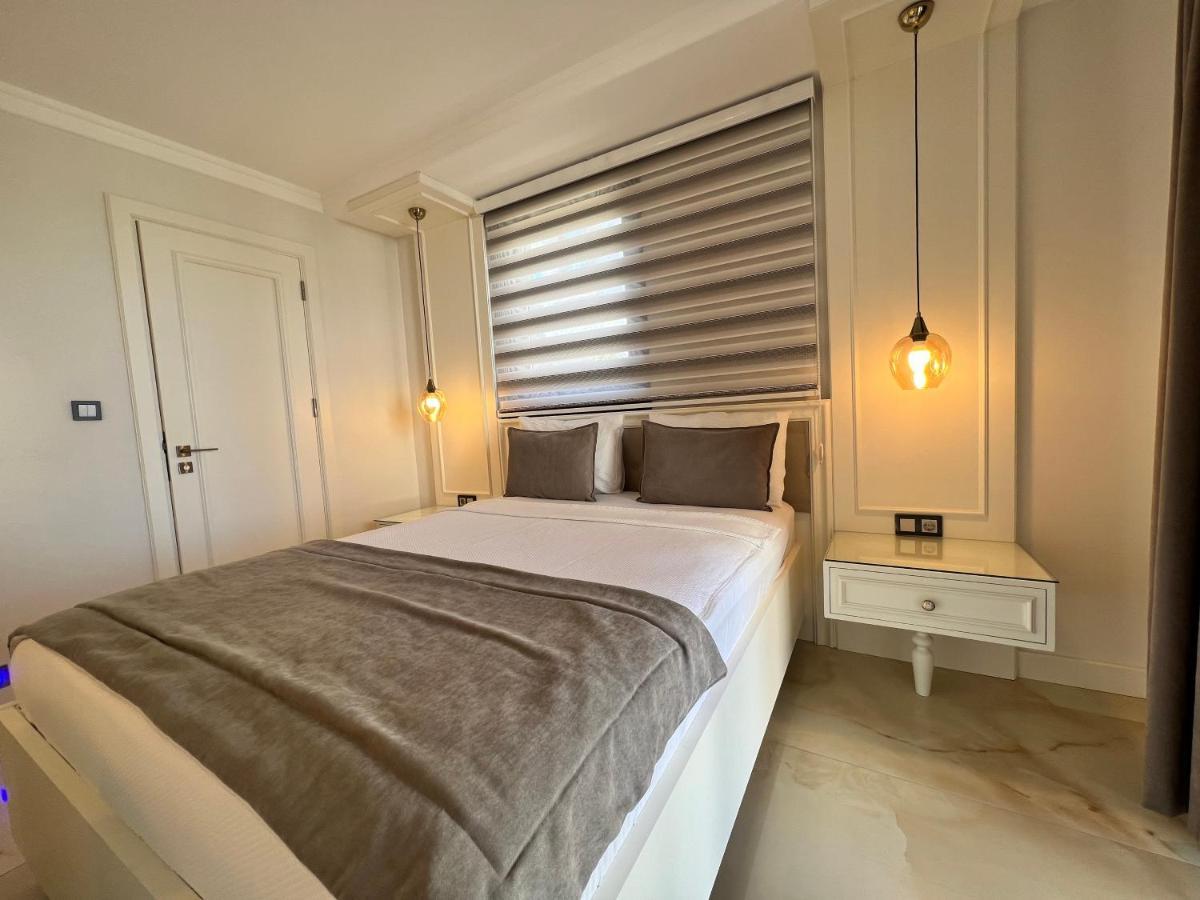 Rota Seaside Otel Cunda Bagian luar foto