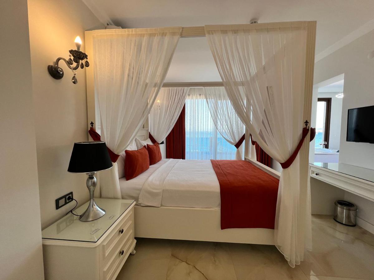 Rota Seaside Otel Cunda Bagian luar foto