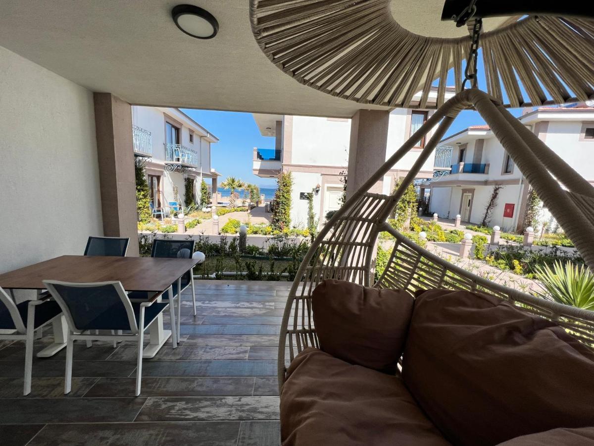 Rota Seaside Otel Cunda Bagian luar foto
