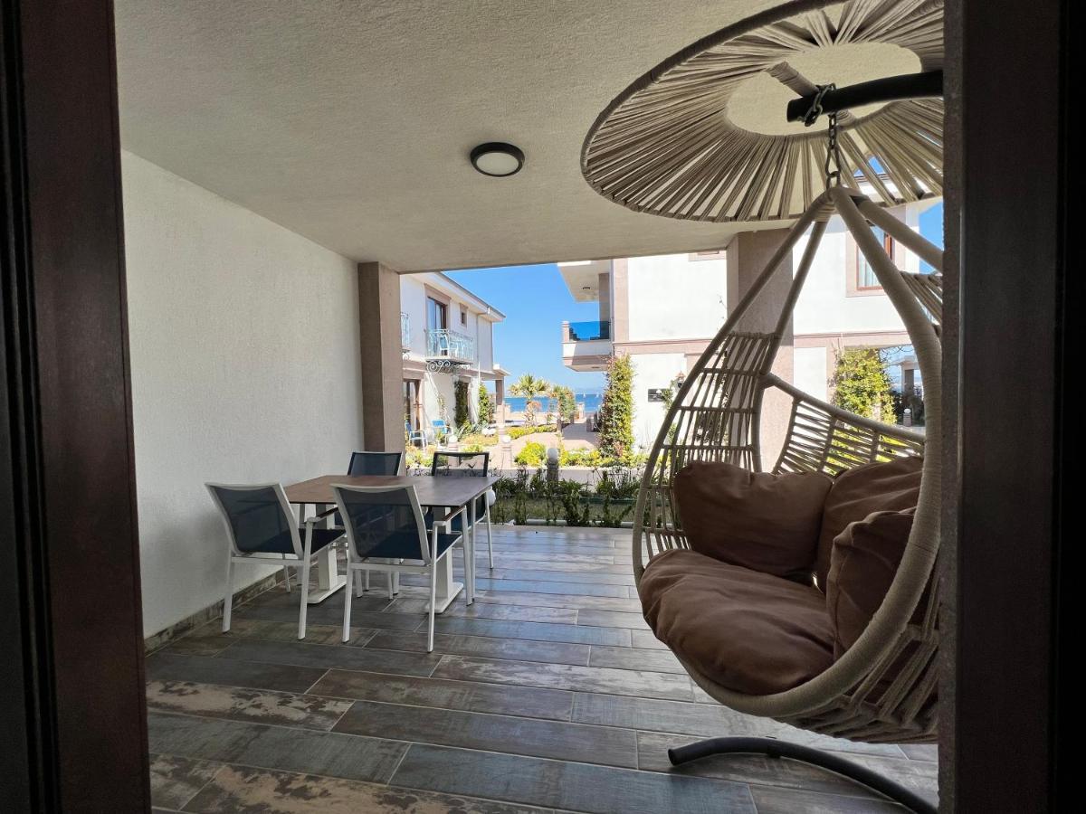 Rota Seaside Otel Cunda Bagian luar foto